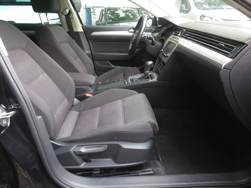Volkswagen Passat, 2015