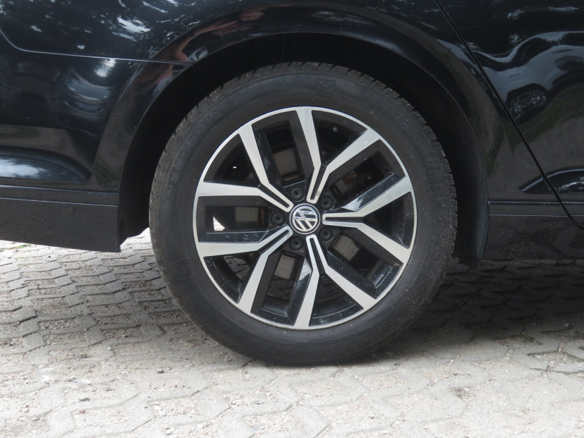 Volkswagen Passat, 2015