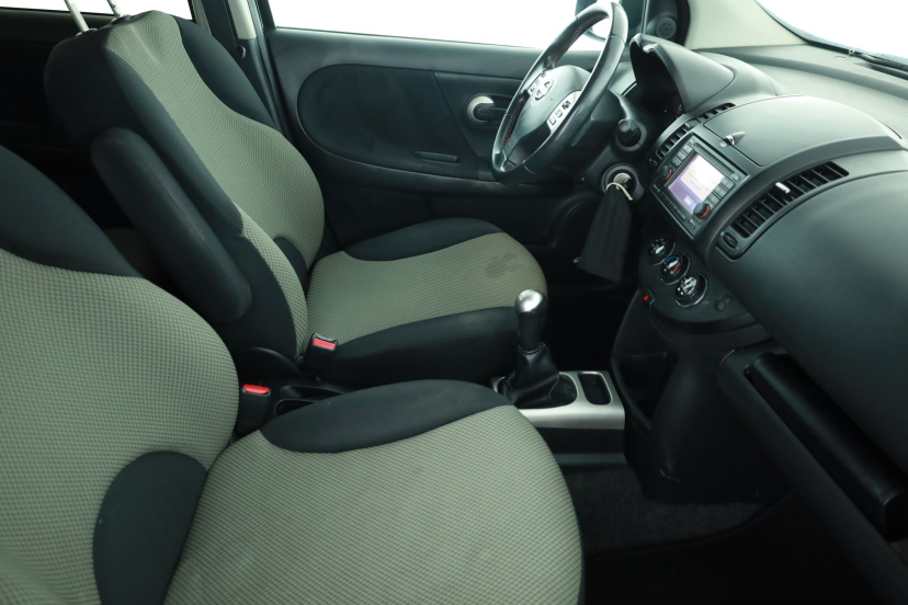 Nissan Note, 2011