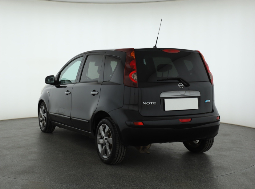 Nissan Note, 2011