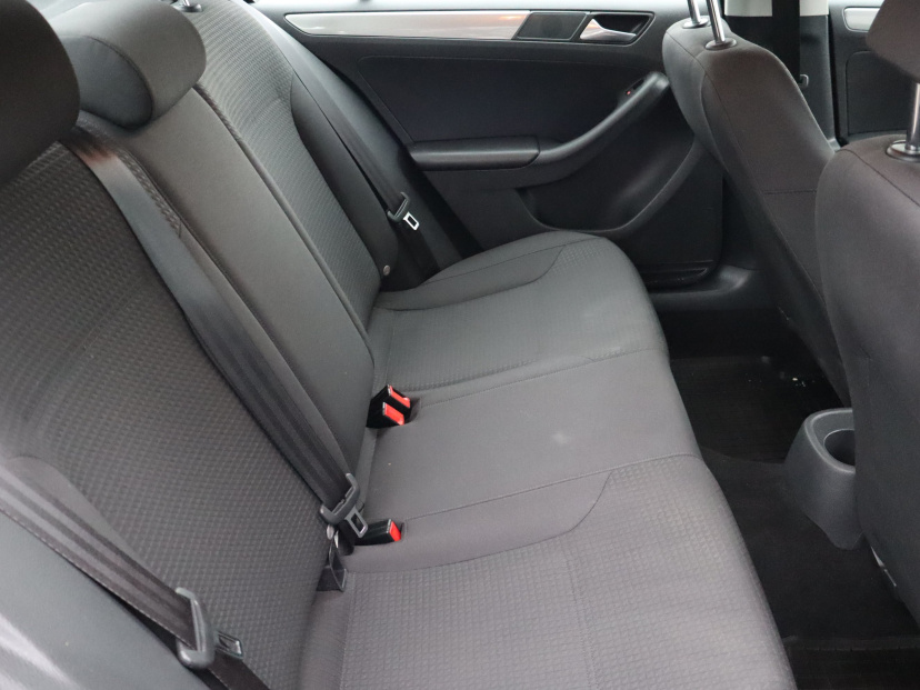 Volkswagen Jetta, 2014