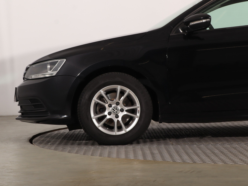 Volkswagen Jetta, 2014