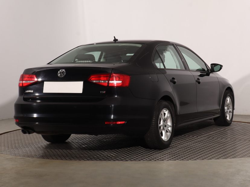 Volkswagen Jetta, 2014