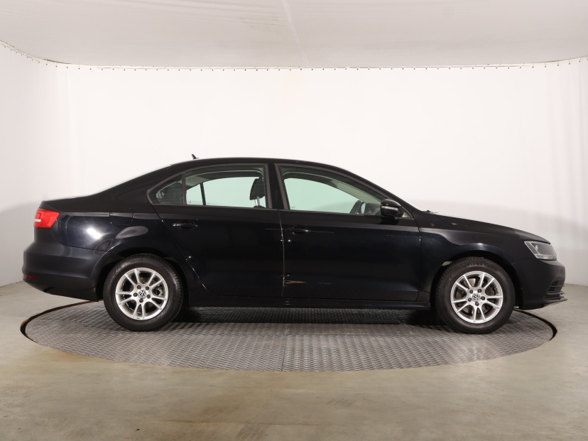 Volkswagen Jetta, 2014