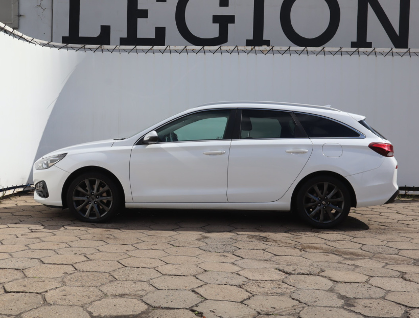 Hyundai i30, 2021
