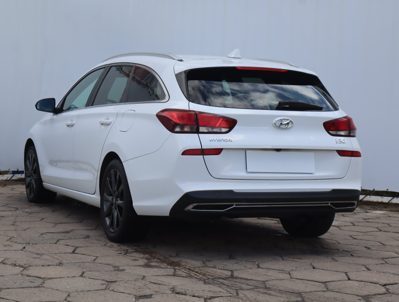 Hyundai i30, 2021