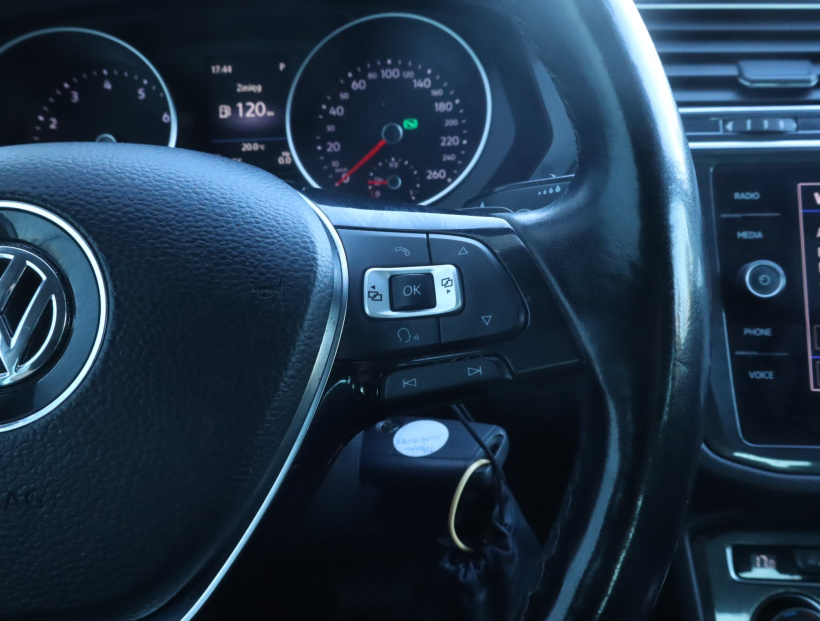 Volkswagen Tiguan, 2018