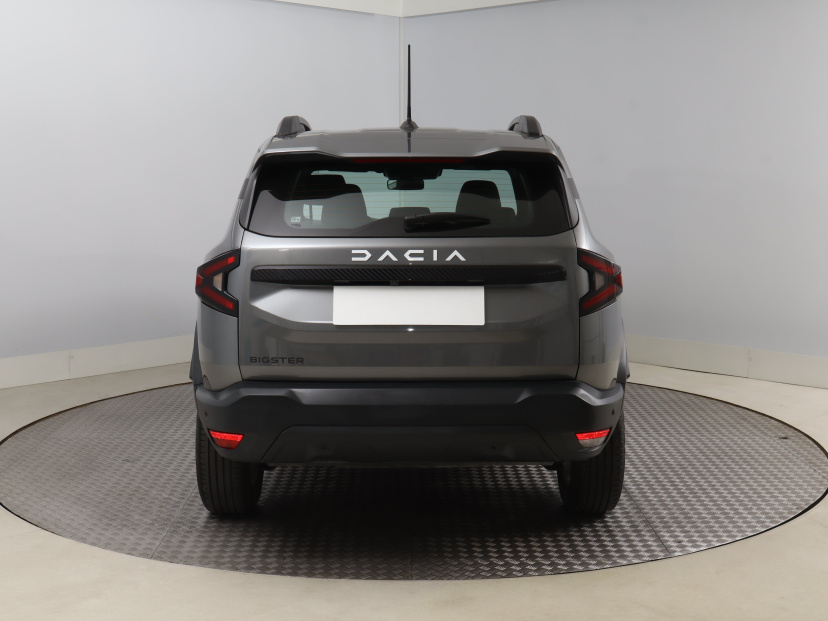 Dacia Bigster, 2025
