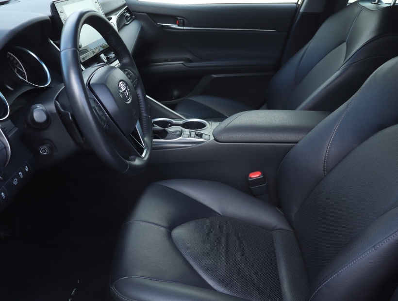 Toyota Camry, 2021