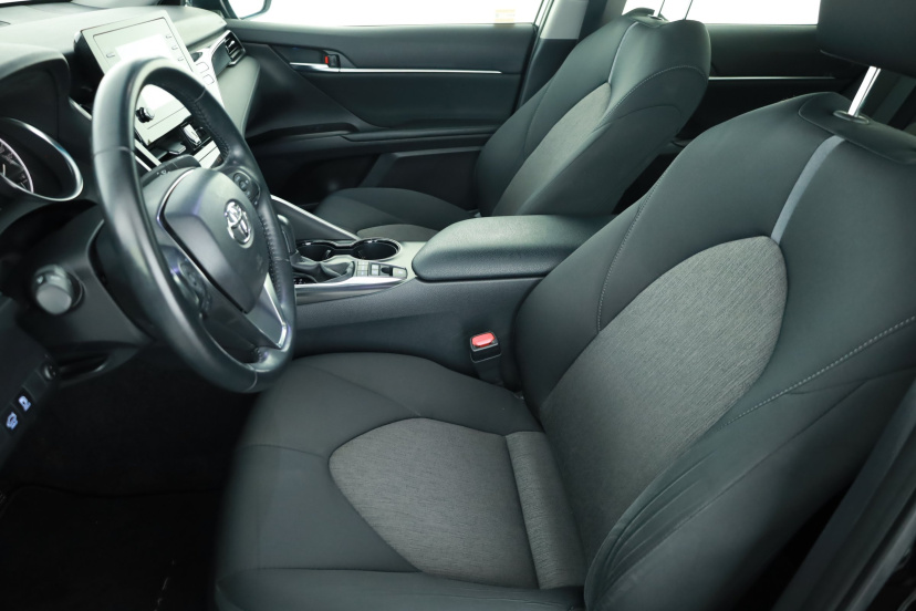 Toyota Camry, 2022
