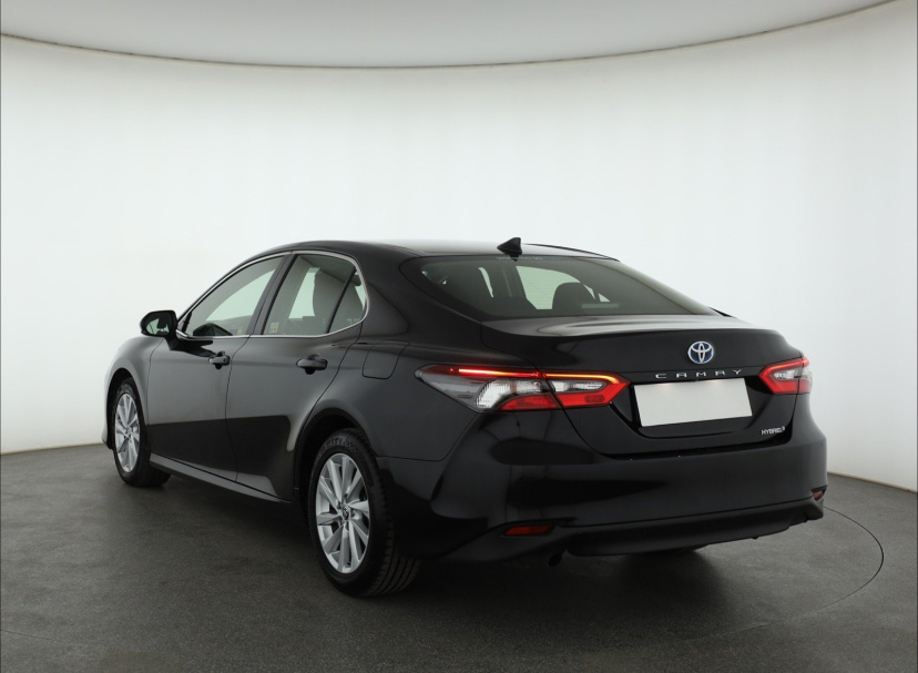 Toyota Camry, 2022
