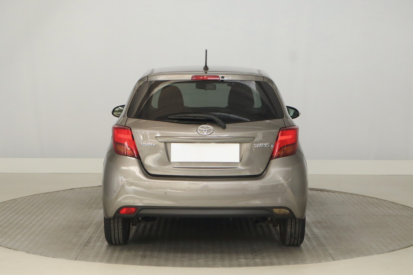 Toyota Yaris, 2016