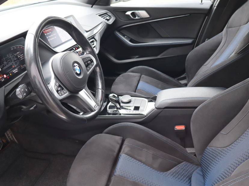 BMW 1, 2021