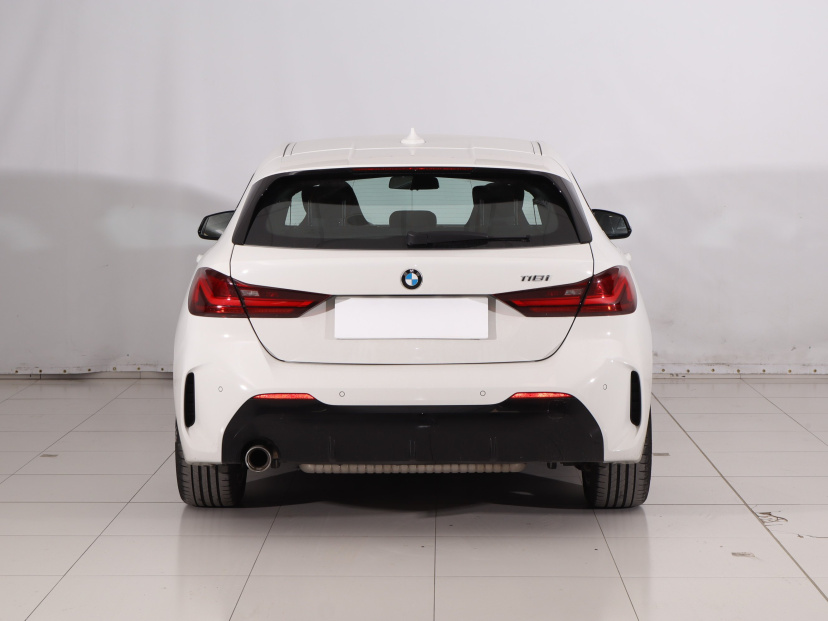 BMW 1, 2021