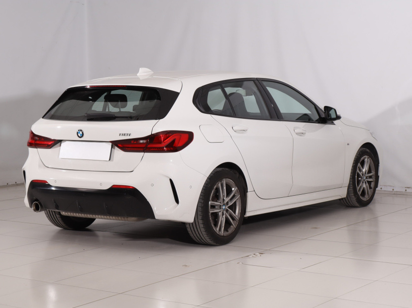 BMW 1, 2021