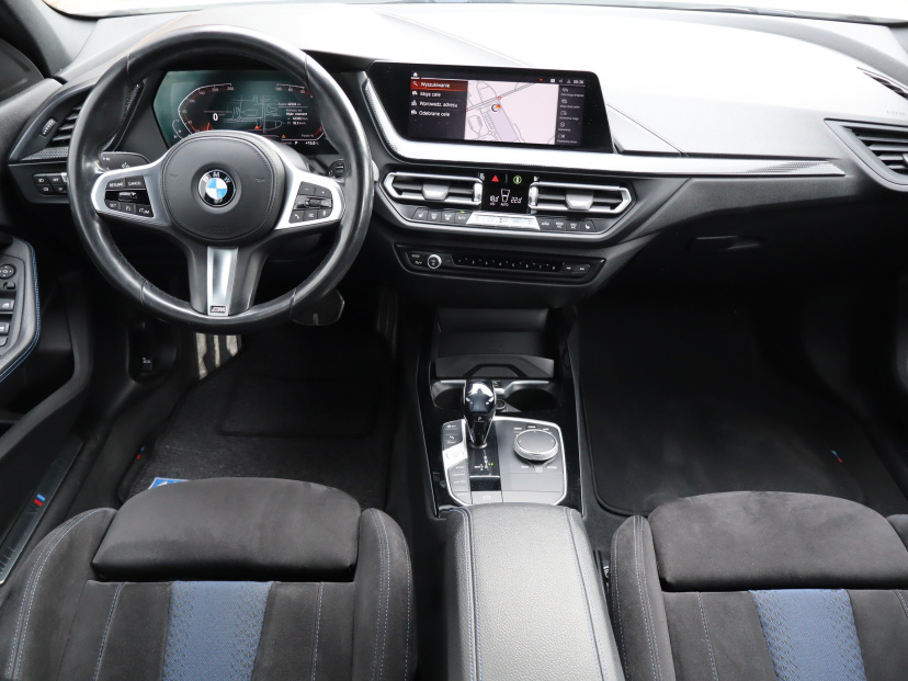 BMW 1, 2021