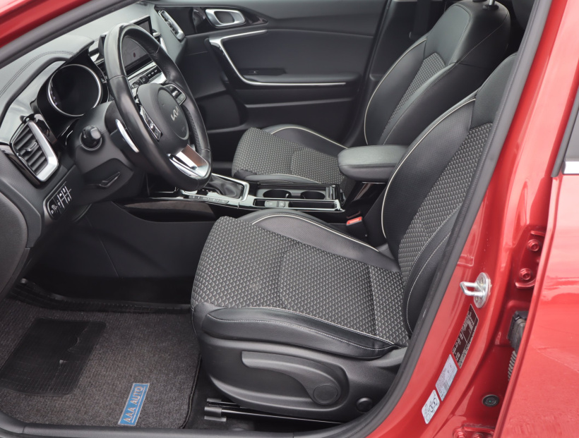 Kia Ceed, 2022