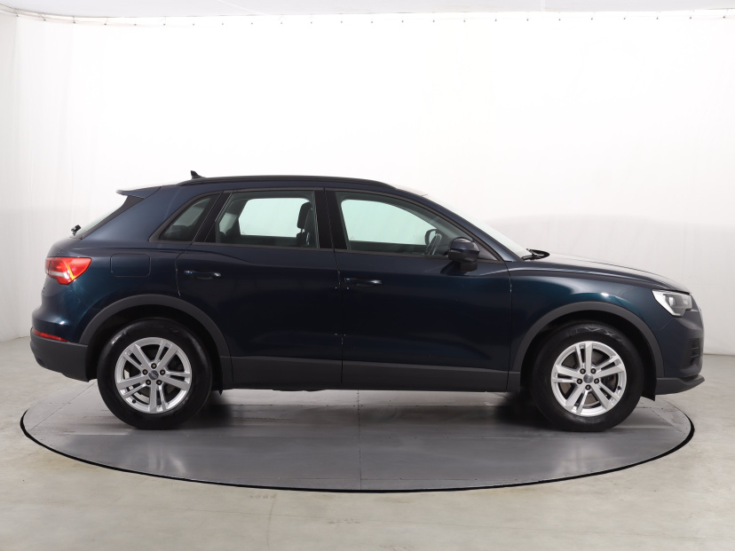 Audi Q3, 2020