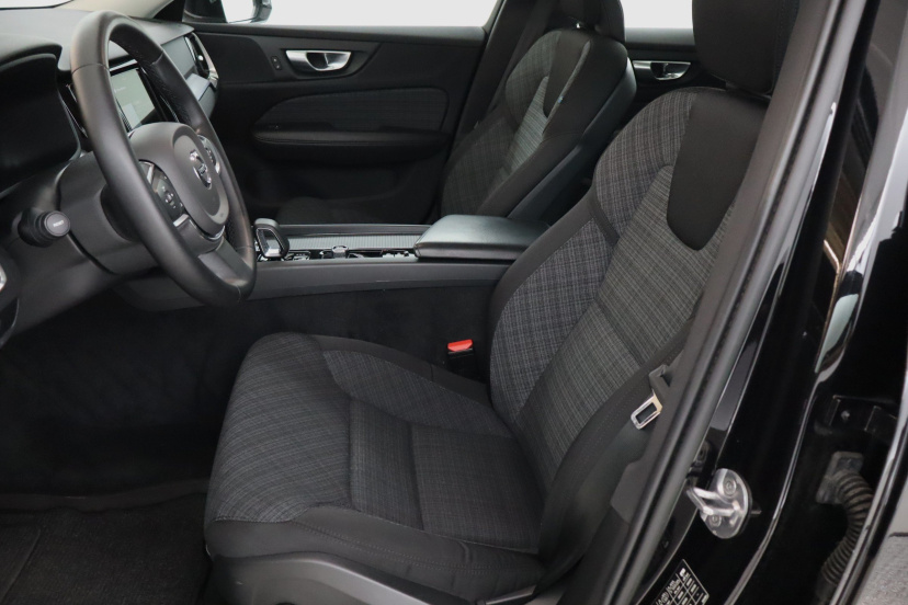 Volvo V60, 2023