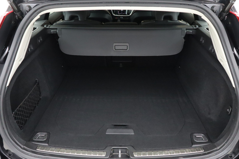 Volvo V60, 2023