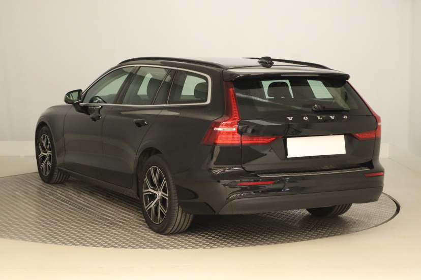 Volvo V60, 2023