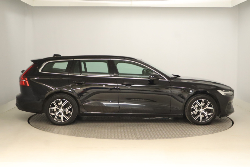 Volvo V60, 2023