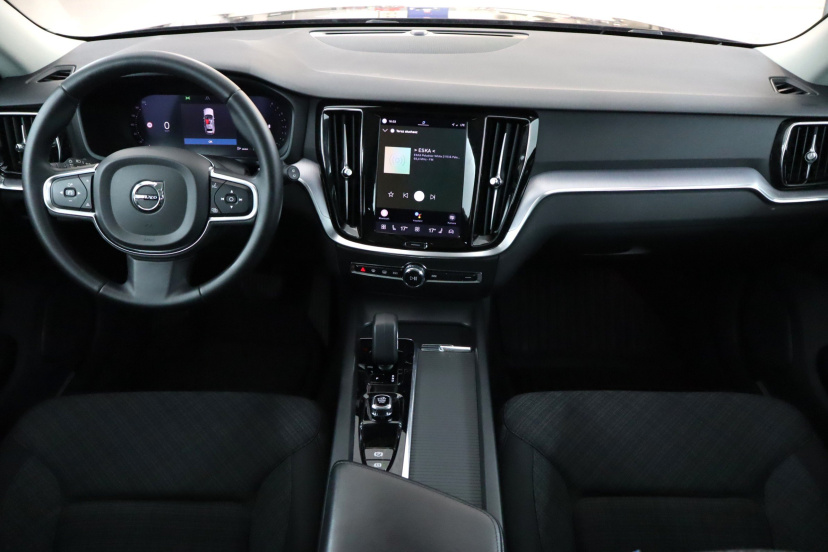Volvo V60, 2023