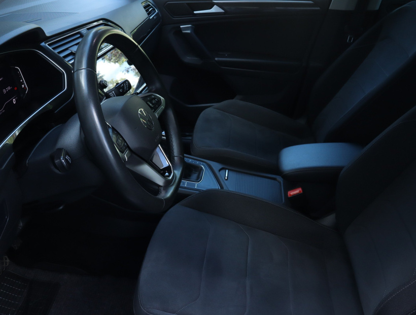 Volkswagen Tiguan, 2021