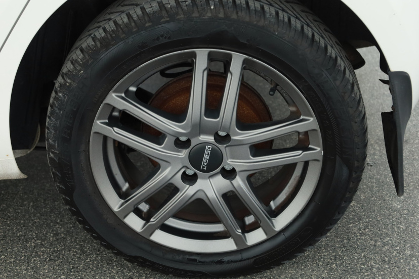 Volkswagen Up!, 2015
