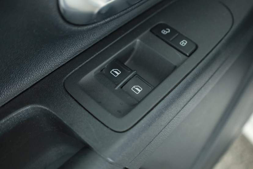Volkswagen Up!, 2015