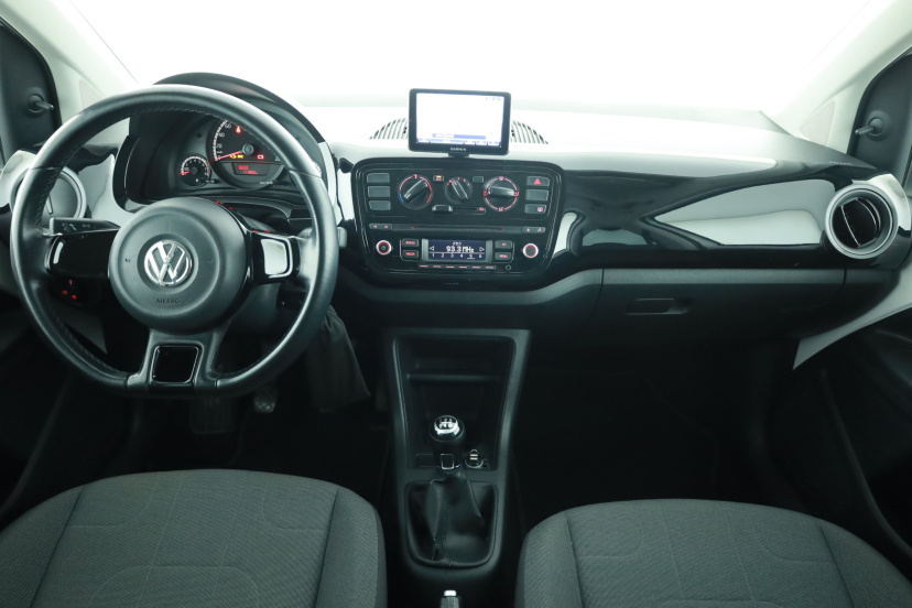 Volkswagen Up!, 2015