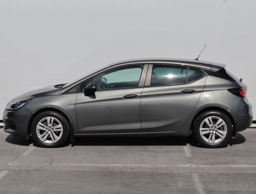 Opel Astra, 2020