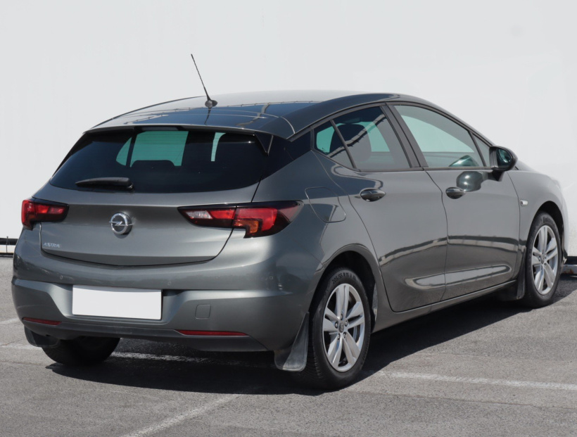 Opel Astra, 2020