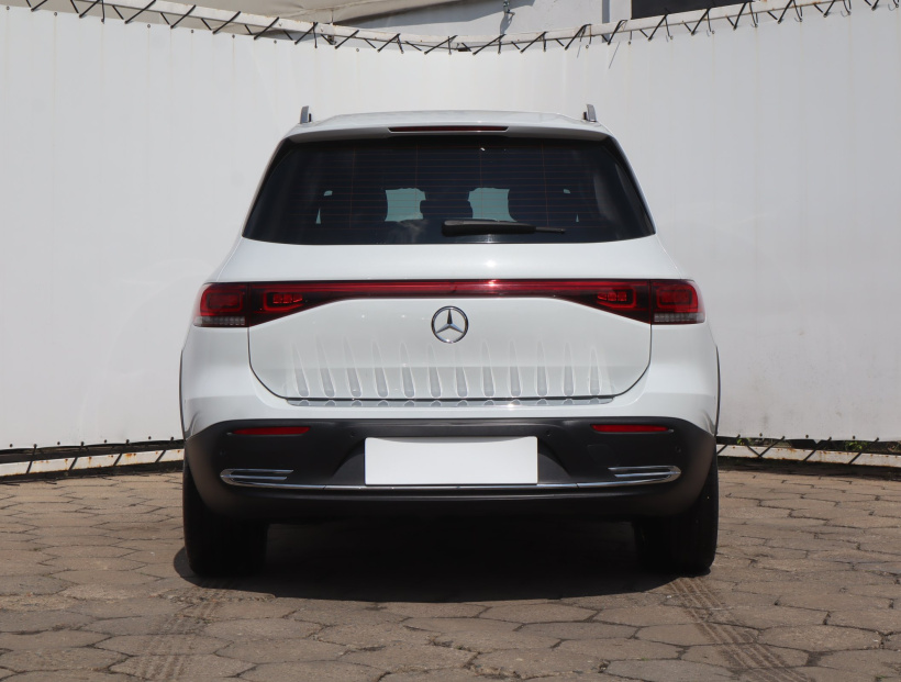Mercedes-Benz EQB, 2022