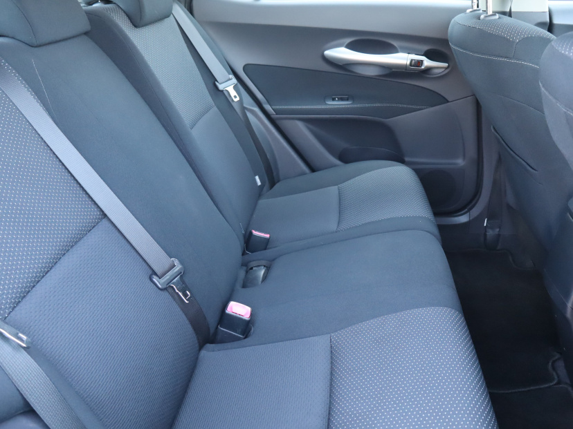 Toyota Auris, 2011