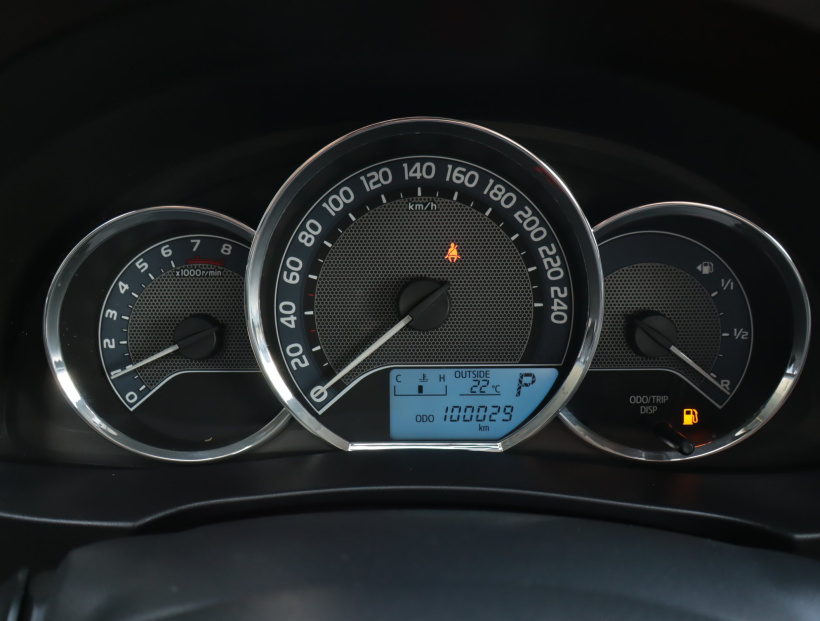 Toyota Corolla, 2015