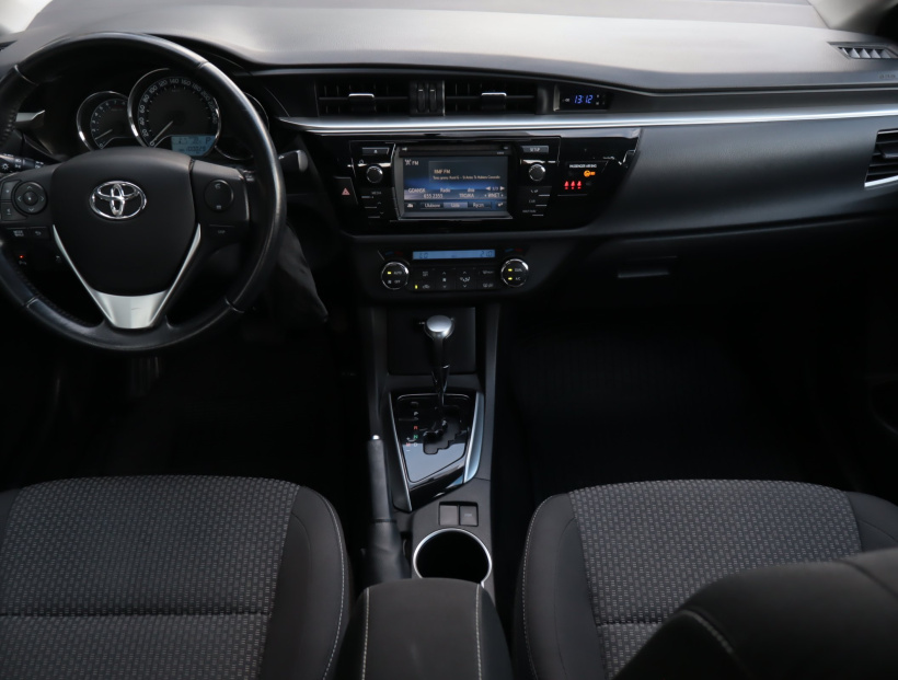 Toyota Corolla, 2015