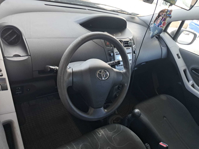 Toyota Yaris, 2010