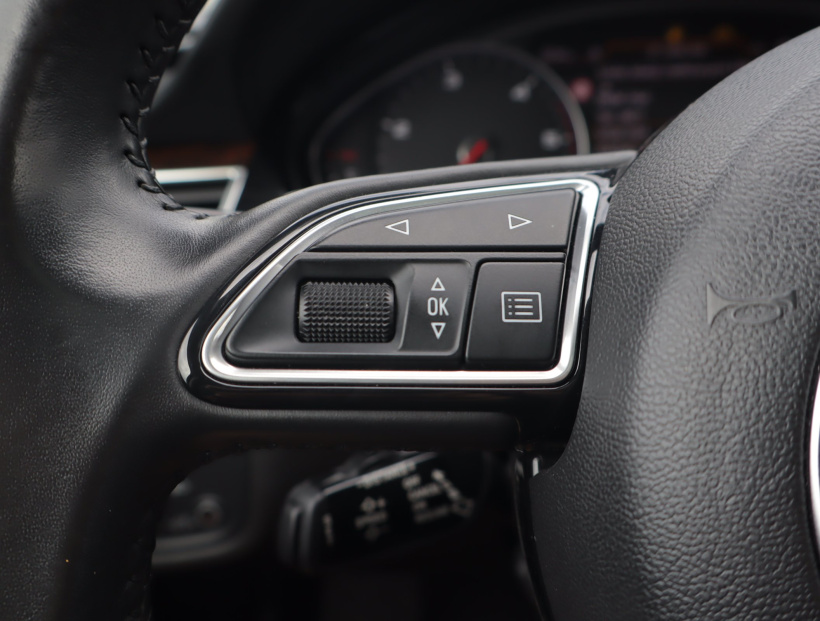 Audi A8, 2015