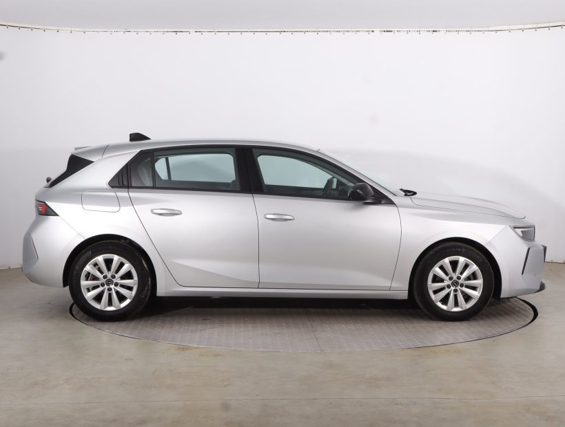 Opel Astra, 2023