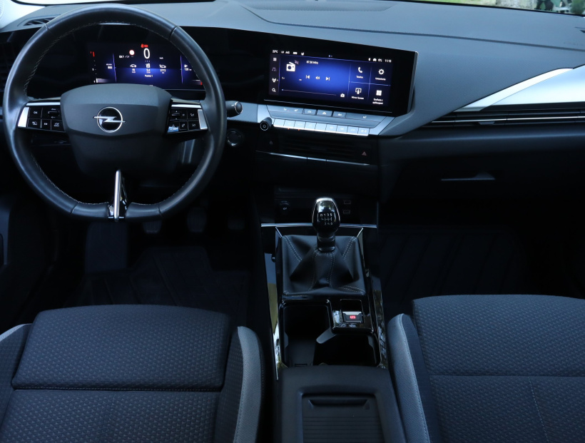Opel Astra, 2023