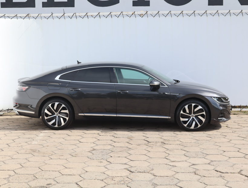 Volkswagen Arteon, 2022