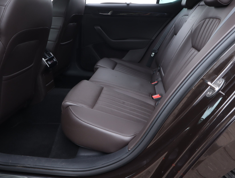 Škoda Superb, 2016