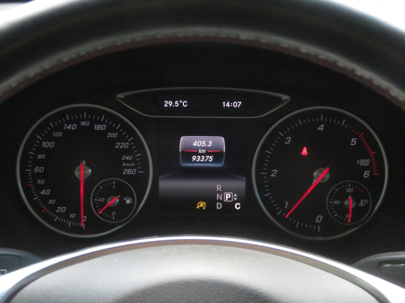 Mercedes-Benz B, 2015