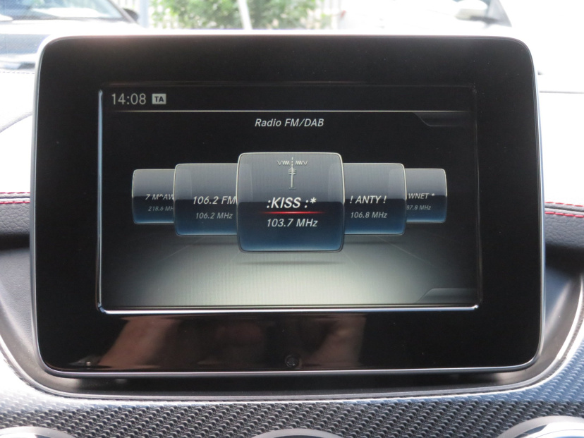 Mercedes-Benz B, 2015