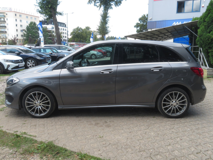 Mercedes-Benz B, 2015
