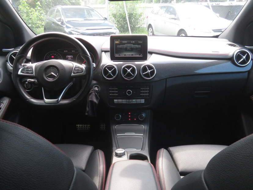 Mercedes-Benz B, 2015