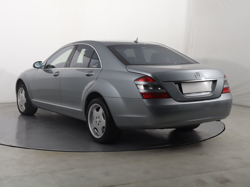 Mercedes-Benz S, 2007