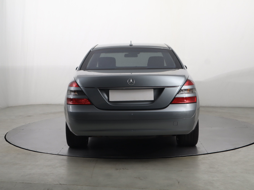 Mercedes-Benz S, 2007