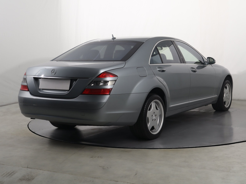 Mercedes-Benz S, 2007
